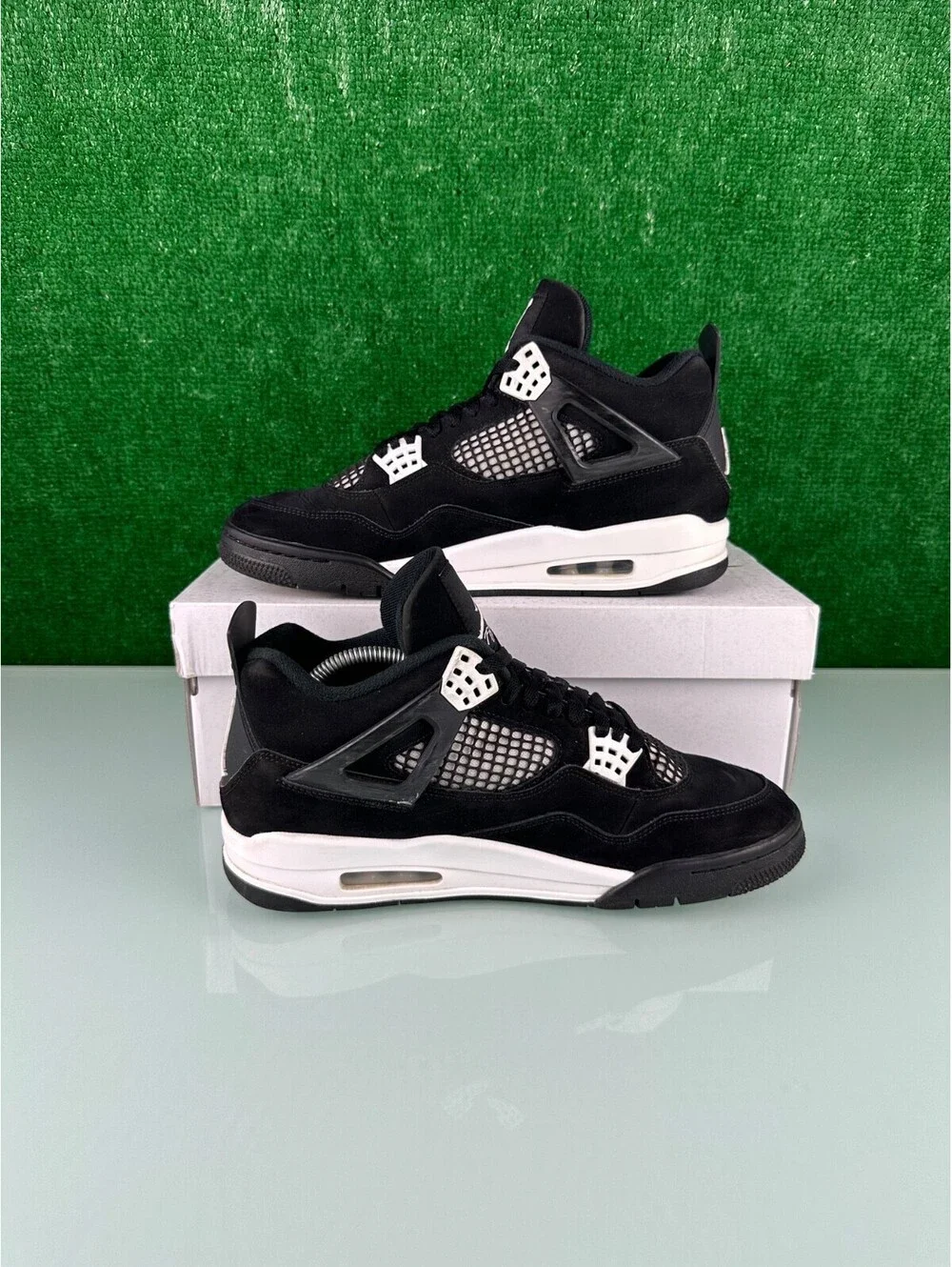 Size 10 - Air Jordan 4 Retro White Thunder